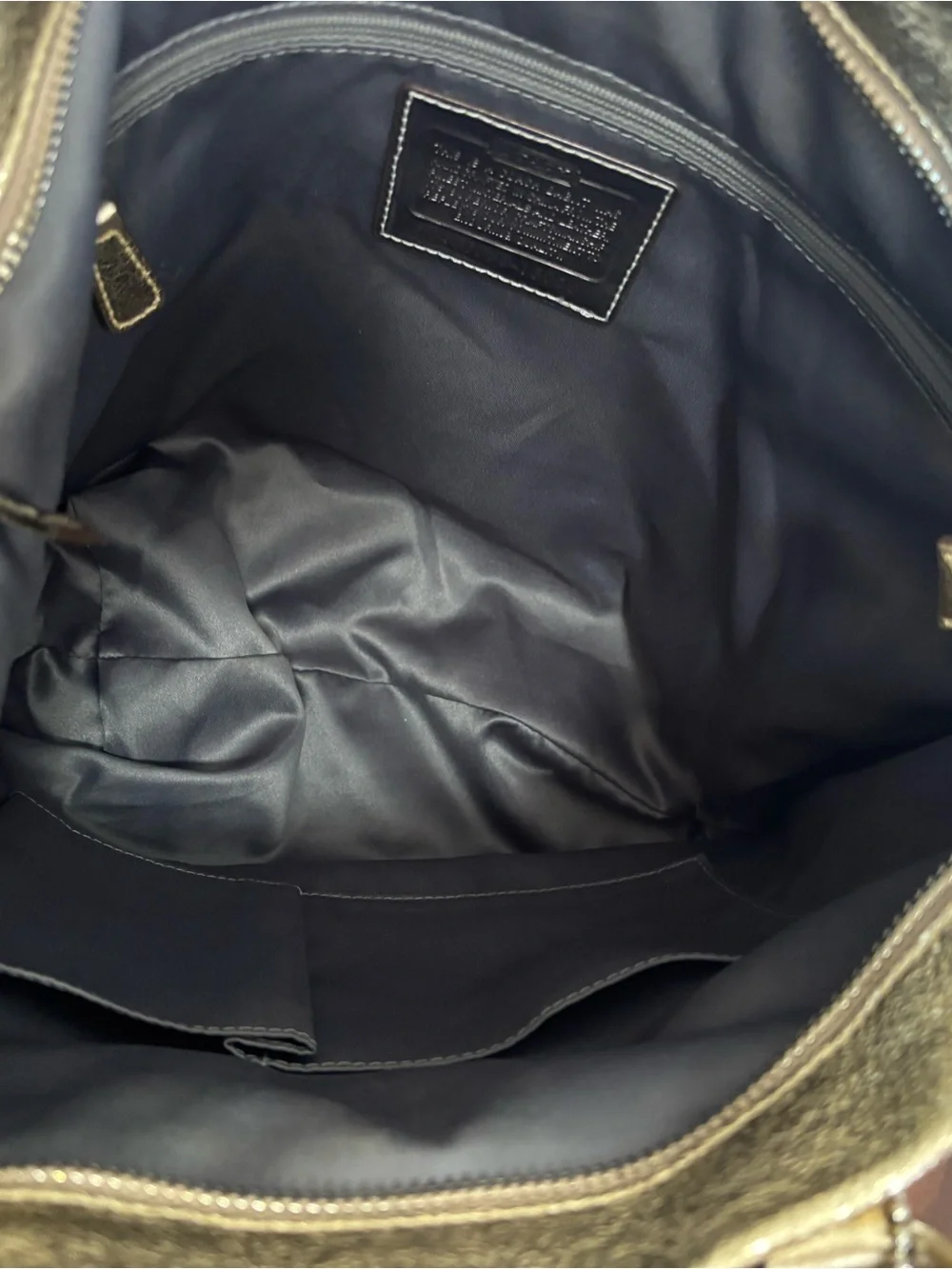 Coach Poppy G1069-16050 LIMITED EDITION Metallic Gold Star Spotlight Tote NWOT - Picture 16 of 16
